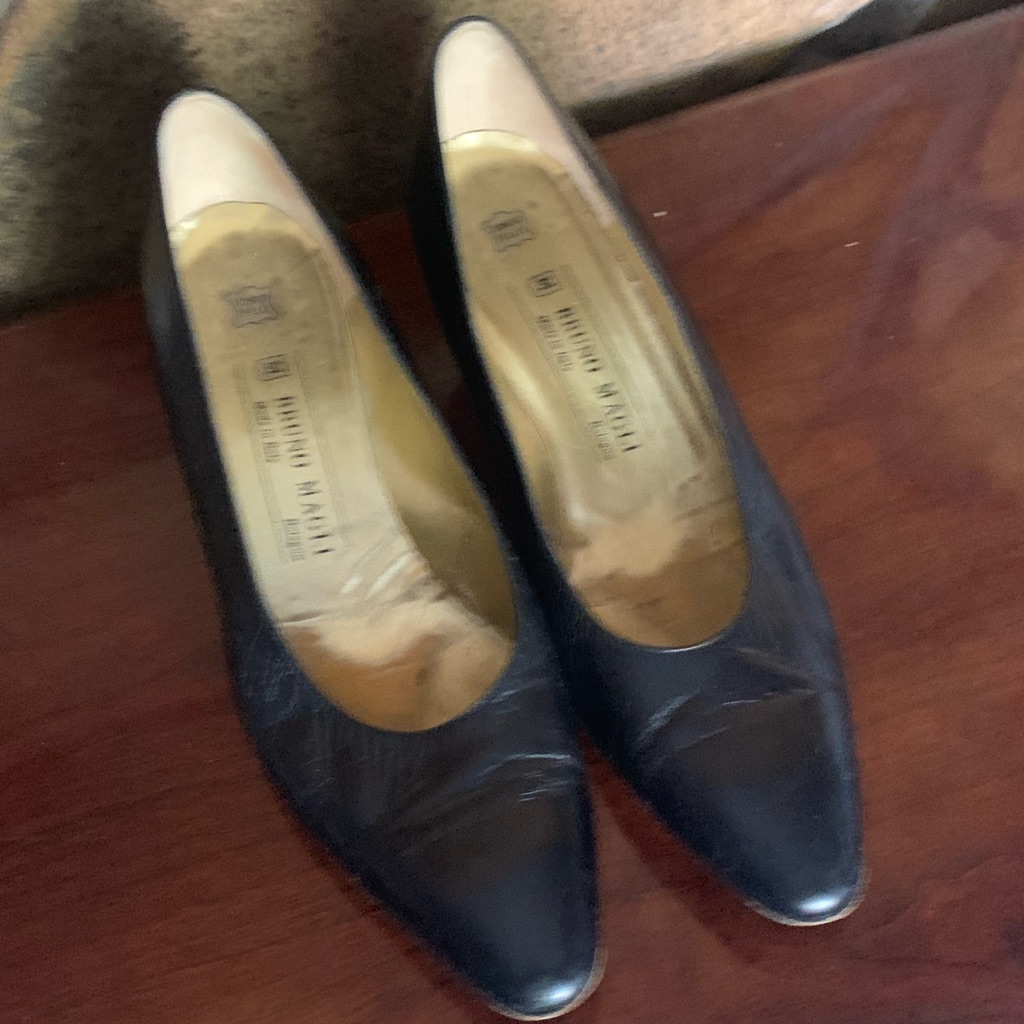 Vintage Made In Italy - Bruno Magli - Black Leather Pumps - Size 10 Aa